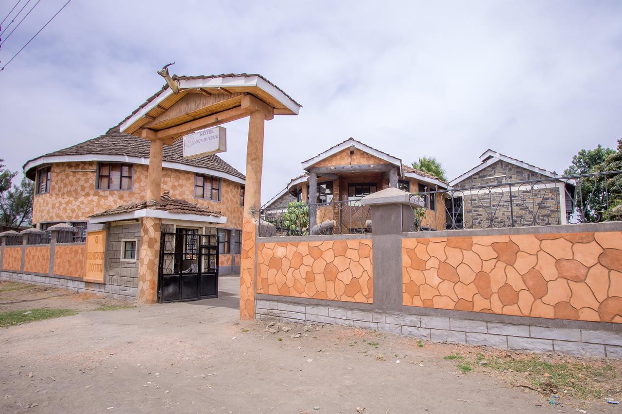 Hotel Genevieve Накуру Экстерьер фото